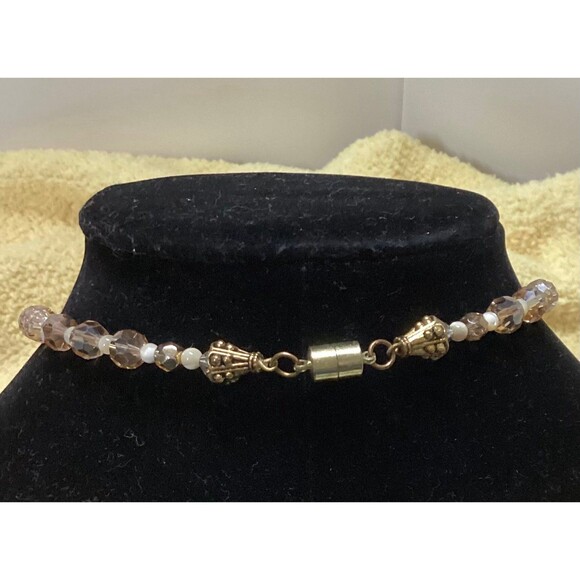 Beautiful Shell and Glass Bead Chocker Necklace Magnetic Clasp Warm Colors - Picture 4 of 12